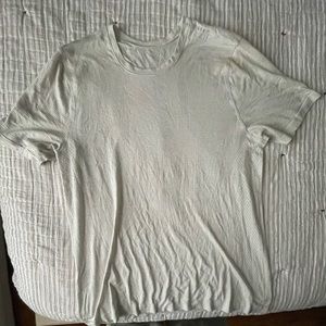 Lululemon Metal Vent Tech Medium Shirt